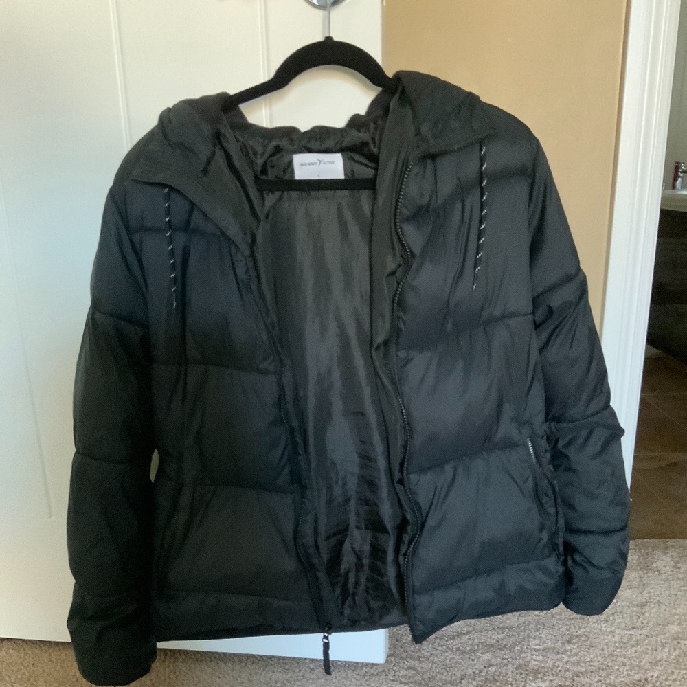 Old Navy Active Unisex (men’s) Puffer Jacket
